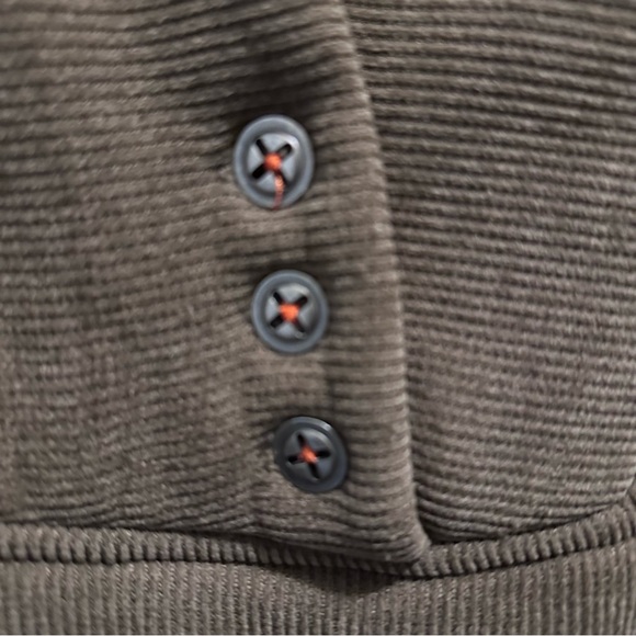 Free People Mia Henley Sweatshirt Size: Large in Brown Wood Green - Picture 7 of 10